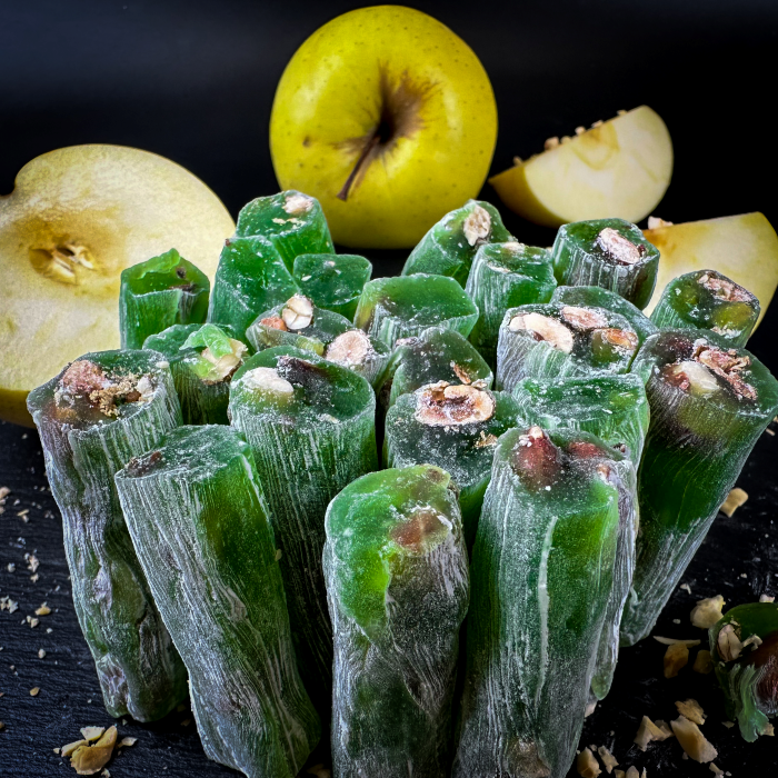 Ābolu pirkstiņi ar aprikožu kauliņiem