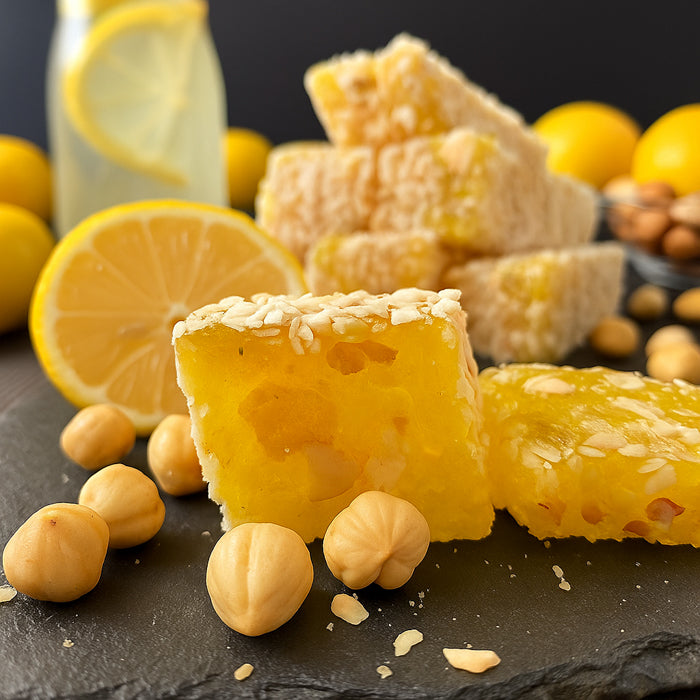 Citronu lukums ar lazdu riekstiem un mandelēm