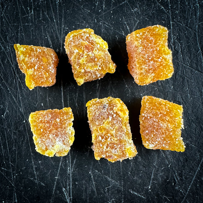 Sasmalcināti žāvēto aprikožu gabaliņi