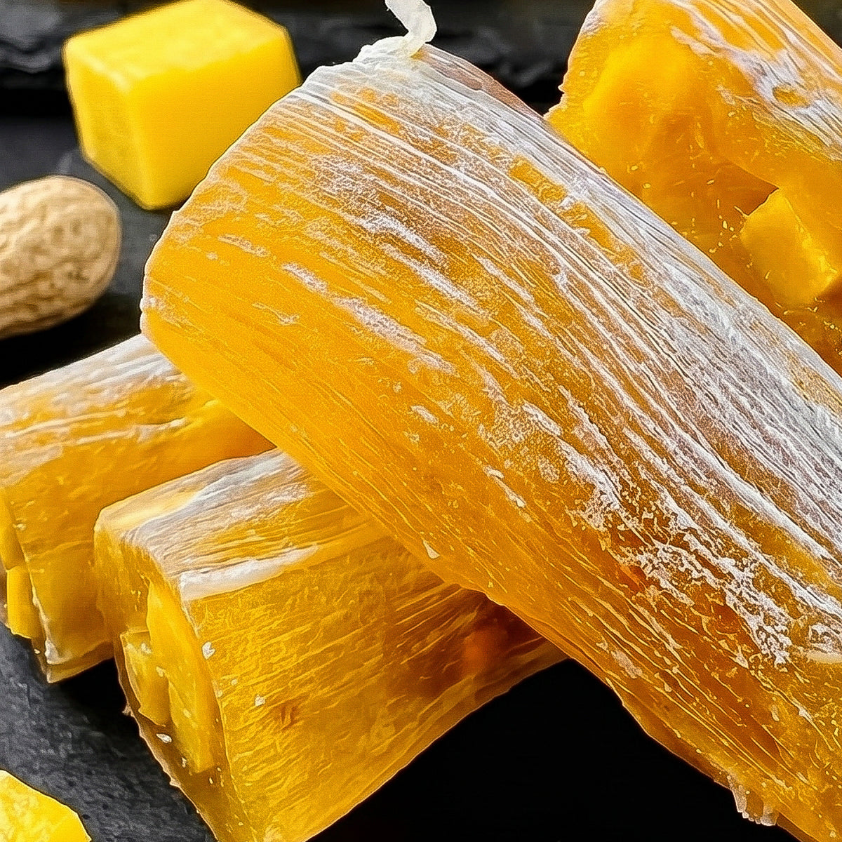 Mango Fingers ar zemesriekstiem