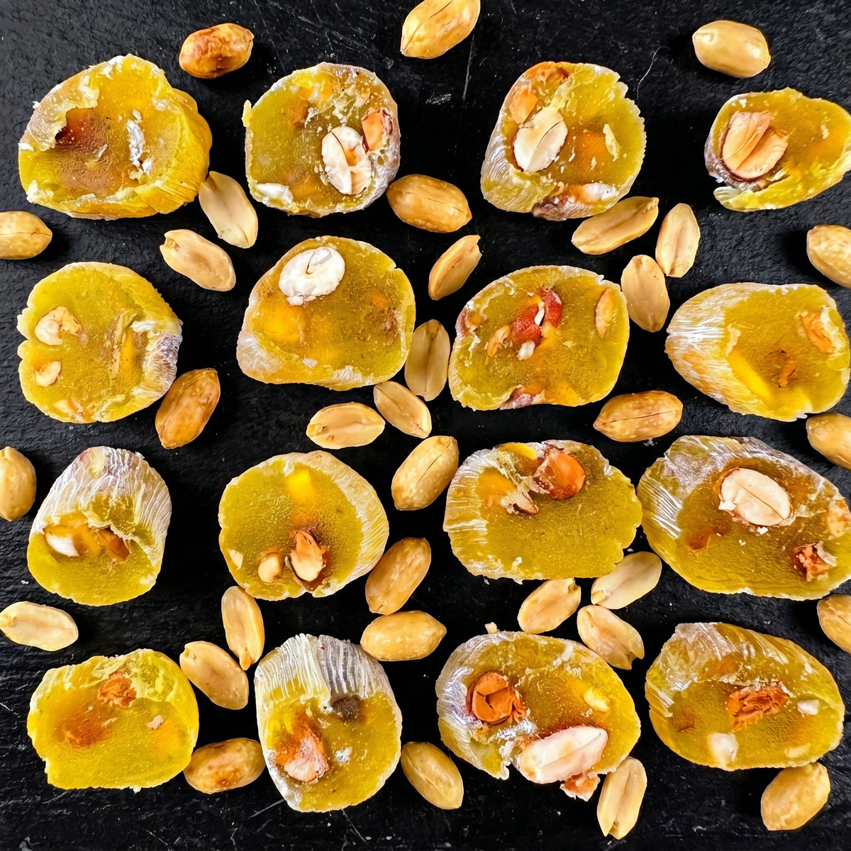 Citronu pirkstiņi ar zemesriekstiem