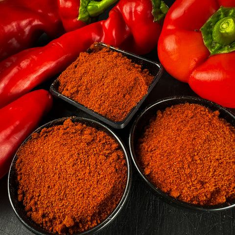 Aromātisks saldās sarkanās paprikas pulveris