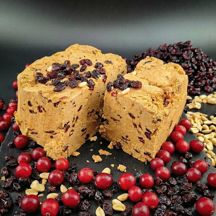 Halva - zemesrieksti ar dzērvenēm
