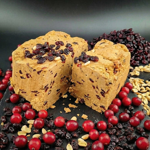 Halva - zemesrieksti ar dzērvenēm