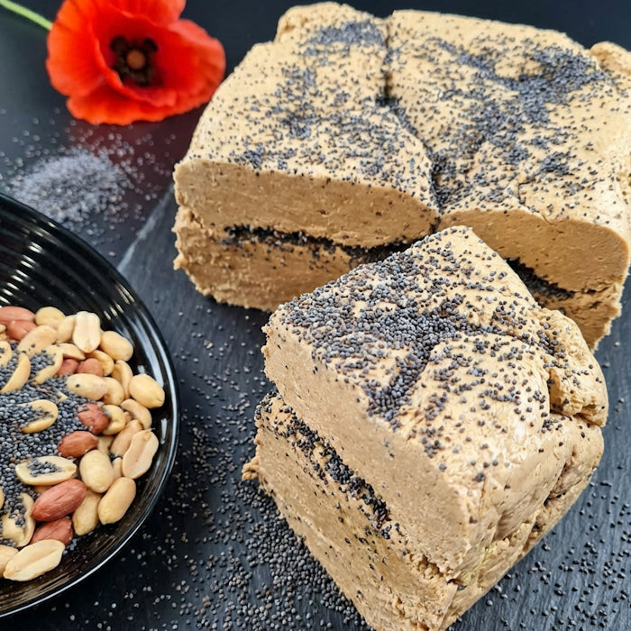 Zemesriekstu halva ar magonēm
