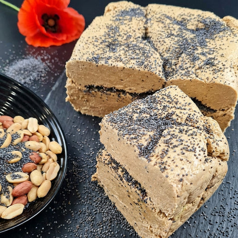 Zemesriekstu halva ar magonēm